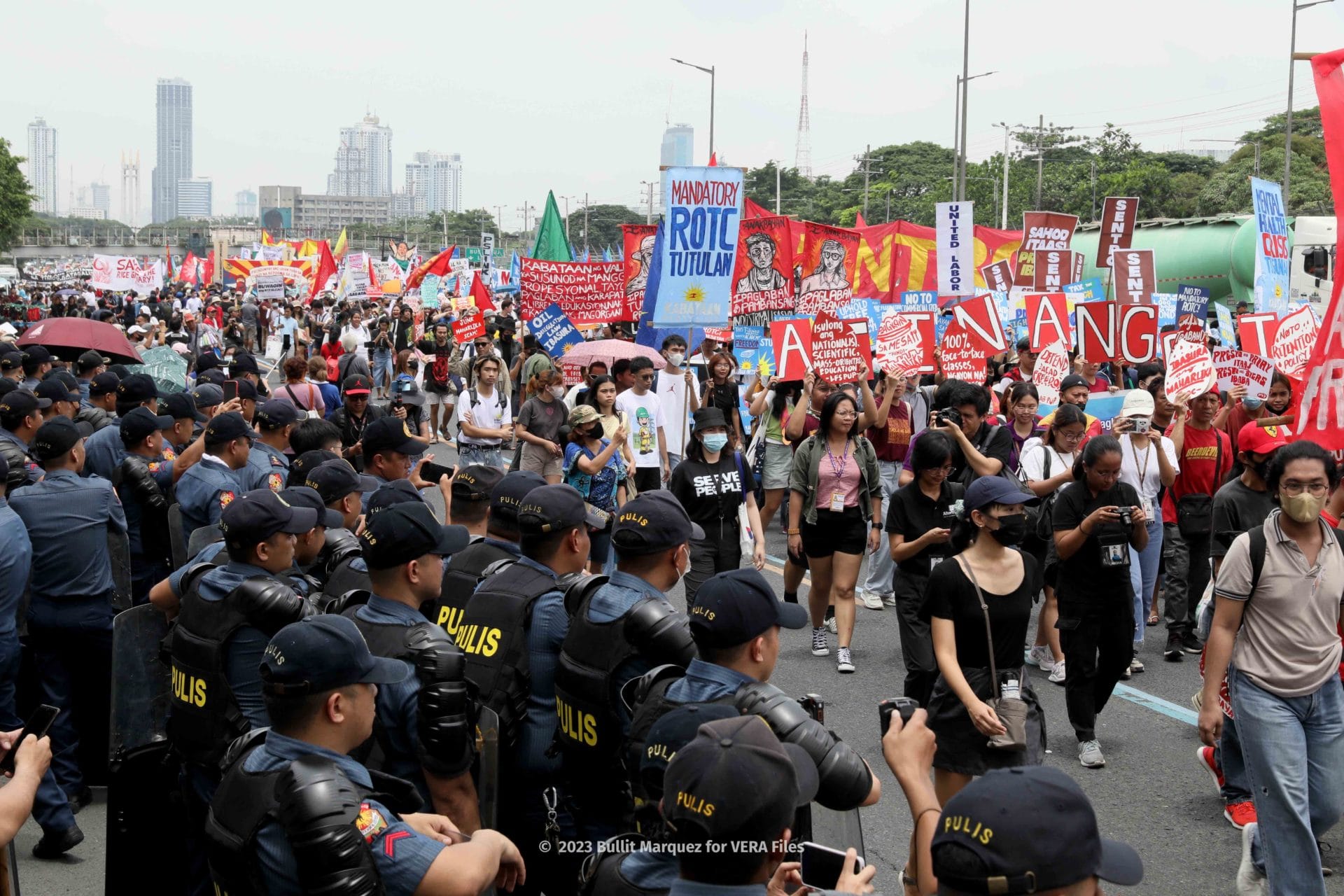 Ang SONA sa kalsada – VERA Files