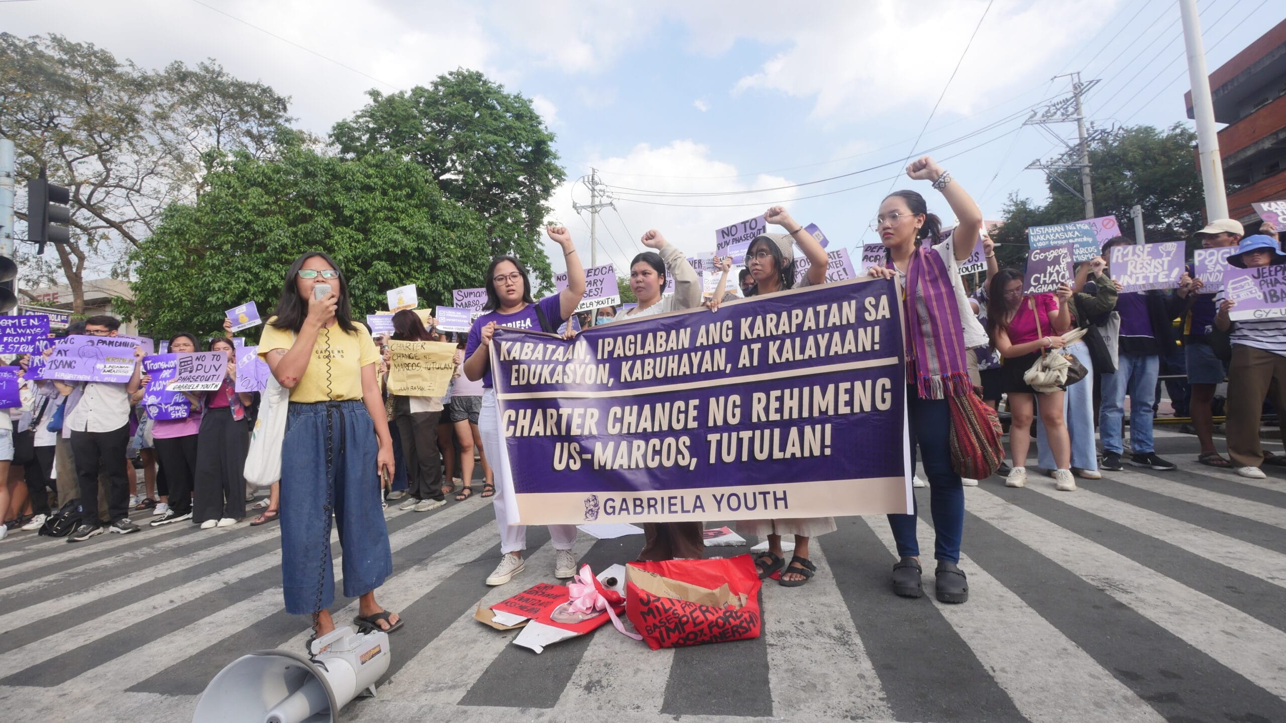 Iglap-protesta kontra chacha, inilunsad ng mga kabataan at kababaihan –
