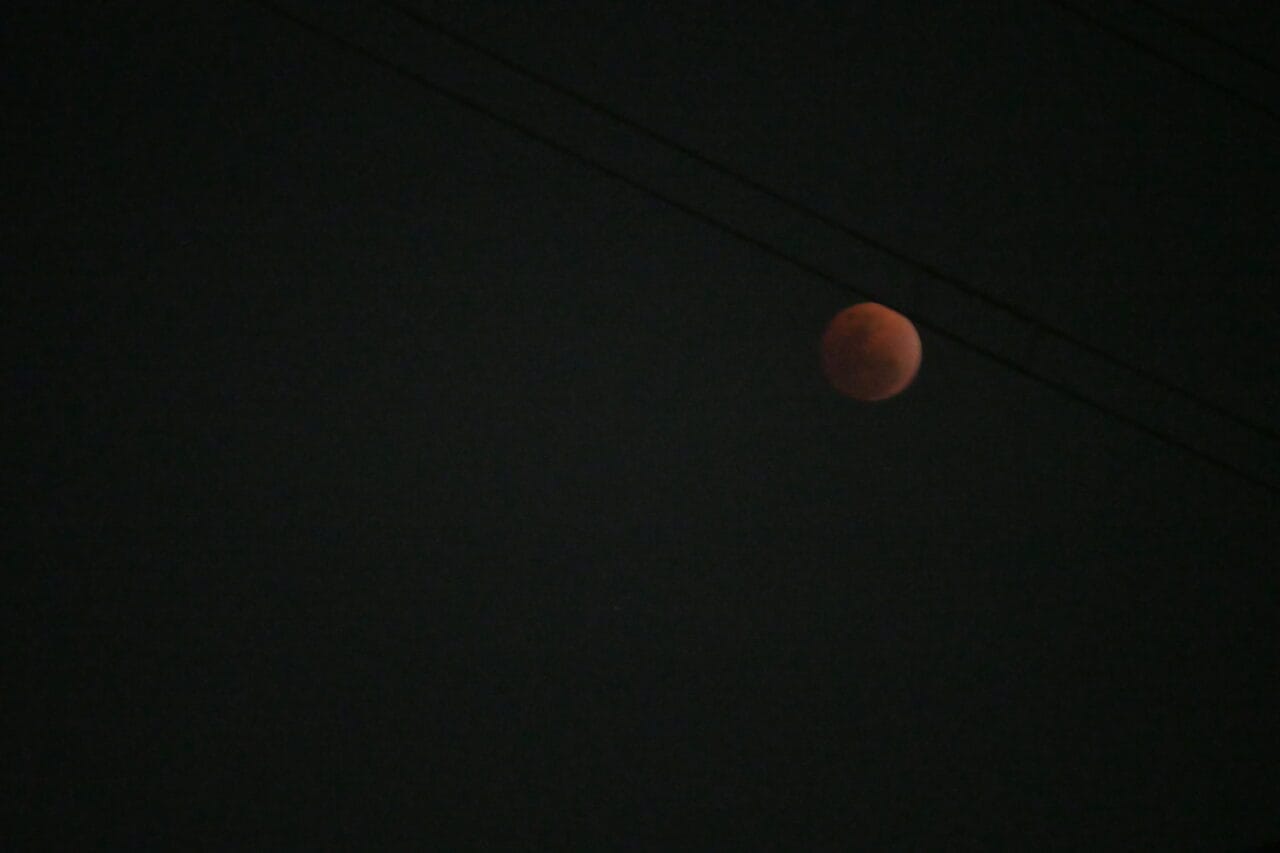 Under the blood moon –