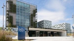 Kamarang lilitis kay Digong, itinalaga na ng ICC – Pinoy Weekly