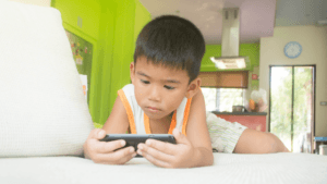 Pagbabawal sa bata sa social media, tinutulan – Pinoy Weekly