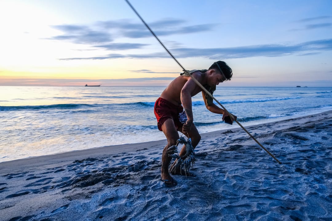 No-sail zones for Balikatan exercises disrupt livelihoods, fishers say
