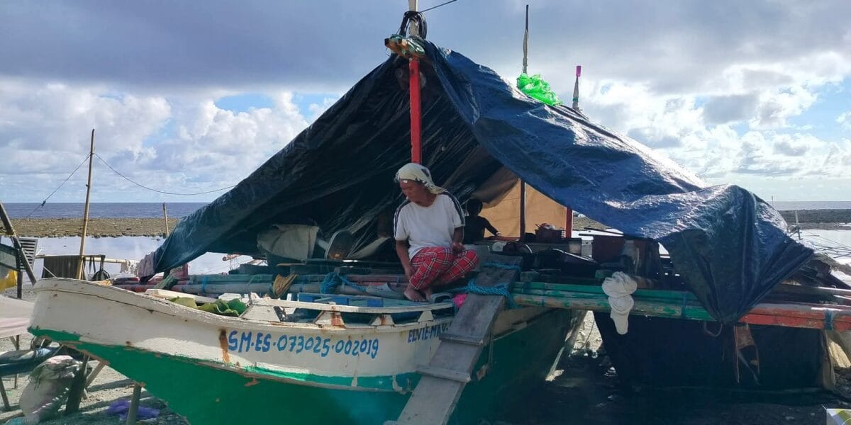 2 weeks after the quake, over 100 families in Saranggani move to ‘safer’ evacuation site