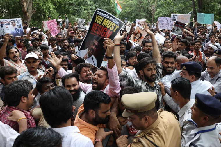 Indian student protests undeterred after police crackdown leaves over 100 injured