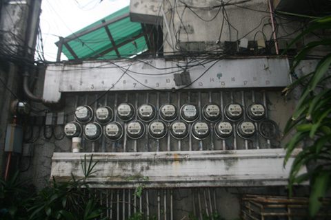 Lawmakers urged to investigate Meralco over dubious electricity rates